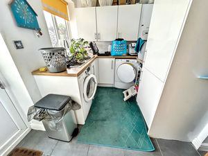 Photo 27- click for photo gallery